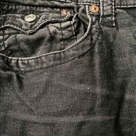 True Religion RN#112790 CA#57414 RICKY size 36 - Picture 2 of 3